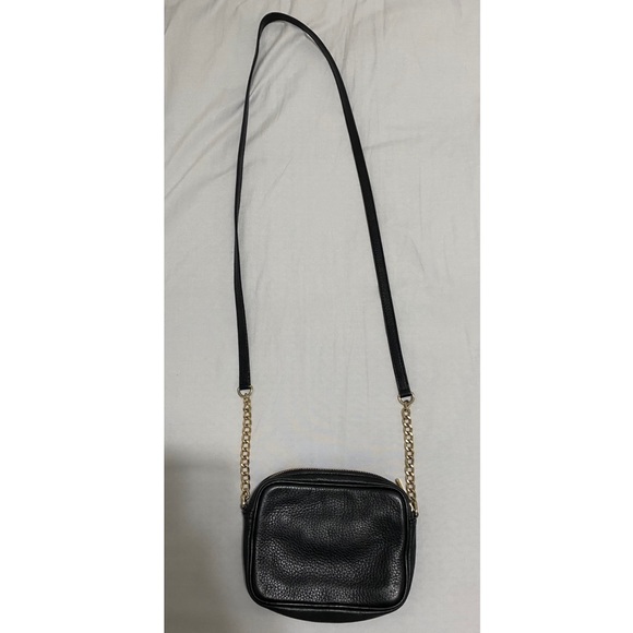 MICHAEL Michael Kors Black Crossbody Purse With Gold Details - Picture 4 of 10